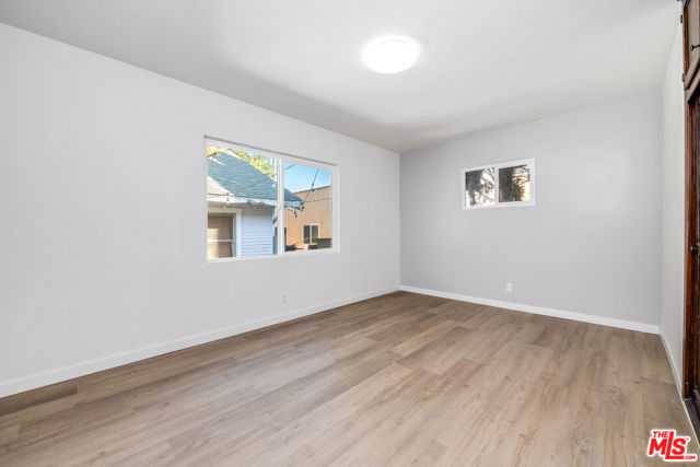 839 Wilcox Avenue, Los Angeles CA: https://media.crmls.org/mediaz/456e3f0b-420a-49c7-b6b7-2432eddc298d.jpg