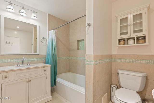 Detail Gallery Image 18 of 30 For 423 W Walnut St, Pasadena,  CA 91103 - 3 Beds | 2/1 Baths