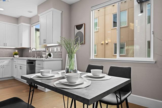 5223 S Esprit Loop, Dublin CA: https://media.crmls.org/mediaz/456eddab-4ead-46c5-8827-caa1fbbe11b8.jpg