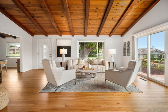 3537 Addison St, San Diego CA: https://media.crmls.org/mediaz/456fd93f-4fd0-4149-ace9-d008c9023b1c.jpg
