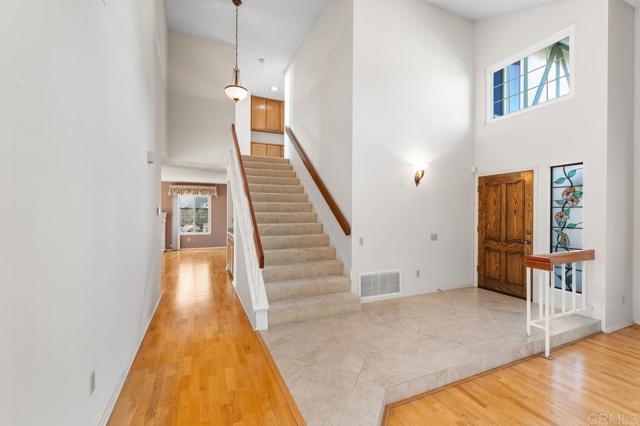 Detail Gallery Image 18 of 37 For 3711 Overpark Rd, San Diego,  CA 92130 - 4 Beds | 2/1 Baths