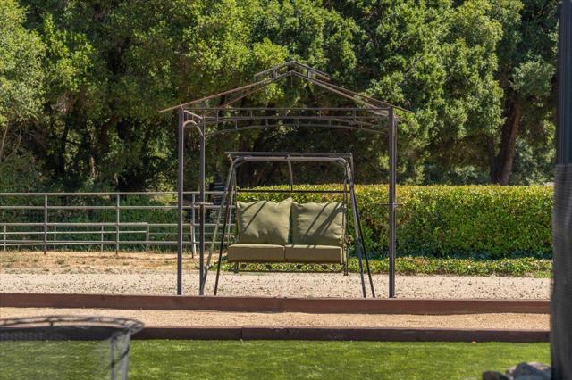 4711 Old San Jose Road, Soquel CA: https://media.crmls.org/mediaz/4572288c-1f6b-4dd9-9a38-2d19c14d10af.jpg