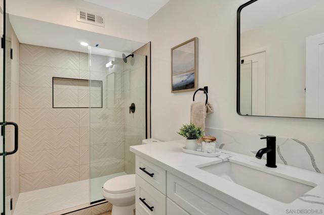 349 N Willowspring Dr, Encinitas CA: https://media.crmls.org/mediaz/4572ec7a-b83d-4a4c-b204-d7162770786e.jpg
