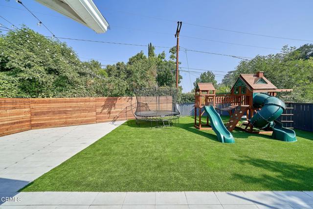 4916 Rupert Lane, La Canada Flintridge CA: https://media.crmls.org/mediaz/4574e83c-4fc7-4b52-bae0-e907d6d19af3.jpg