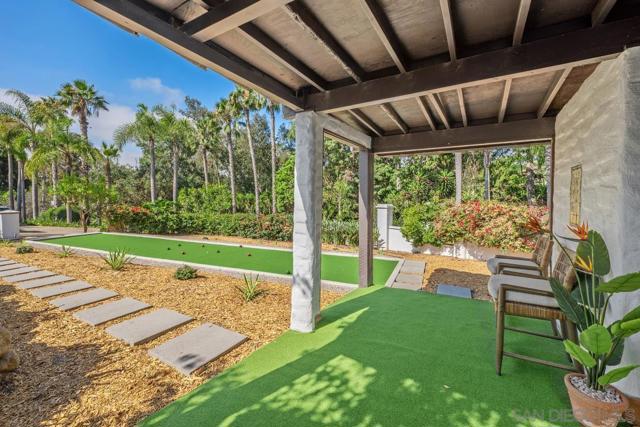17507 Los Morros, Rancho Santa Fe CA: https://media.crmls.org/mediaz/45752c69-c9b4-4e95-ada9-fe5325573d1c.jpg