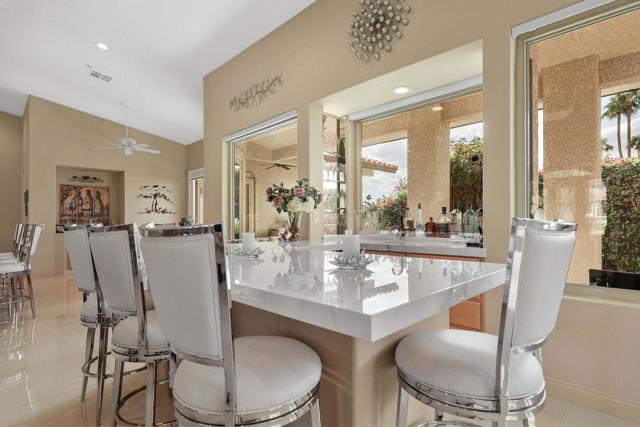 79505 Saint Margarets Bay, Bermuda Dunes CA: https://media.crmls.org/mediaz/45755429-35a4-4b14-addd-32022fd4f54a.jpg
