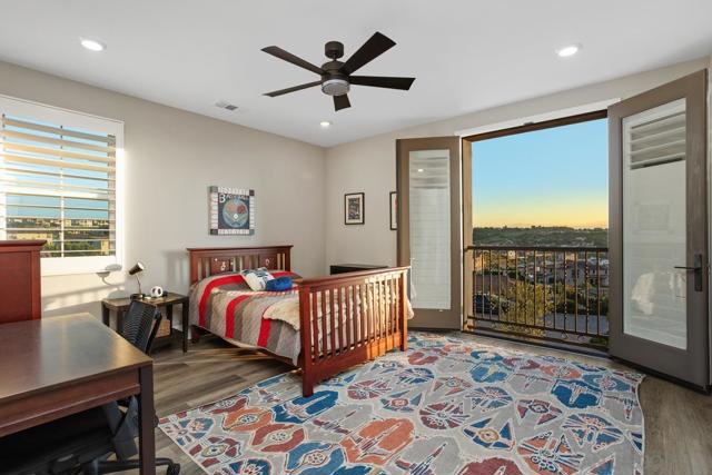 8416 Hidden Cove Way, San Diego CA: https://media.crmls.org/mediaz/45759487-ff58-40ab-bac9-ce844679df0b.jpg