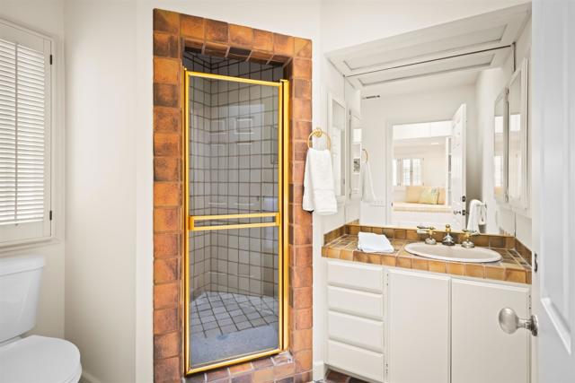 Detail Gallery Image 39 of 60 For 1879 Viking Way, La Jolla,  CA 92037 - 5 Beds | 5/1 Baths