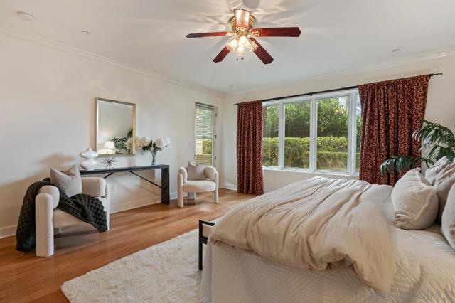 1040 Genter St, La Jolla CA: https://media.crmls.org/mediaz/4576b94d-e366-436c-aabd-eee87899f75d.jpg