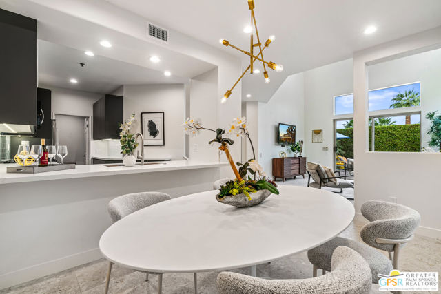 1426 Yermo Drive, Palm Springs CA: https://media.crmls.org/mediaz/4579343b-4354-4549-9b37-06679e2926a0.jpg