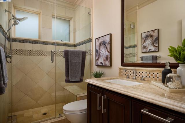 44506 Vista Grande Court, Fremont CA: https://media.crmls.org/mediaz/457968e8-0796-4639-8629-6177e48f36a0.jpg