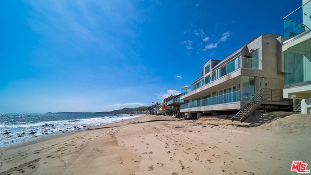 24572 Malibu Road, Malibu CA: https://media.crmls.org/mediaz/457a0671-78f8-4d46-9f15-d36763c18a12.jpg