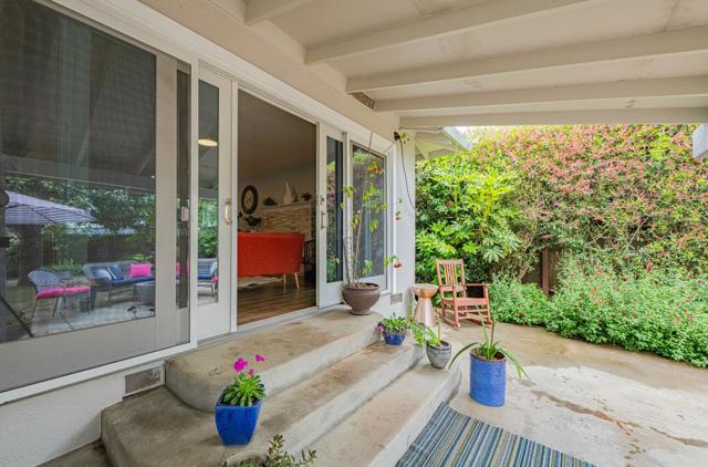 29 Karen Drive, Watsonville CA: https://media.crmls.org/mediaz/457a6cab-4b02-4270-886d-33bcdfe8854c.jpg