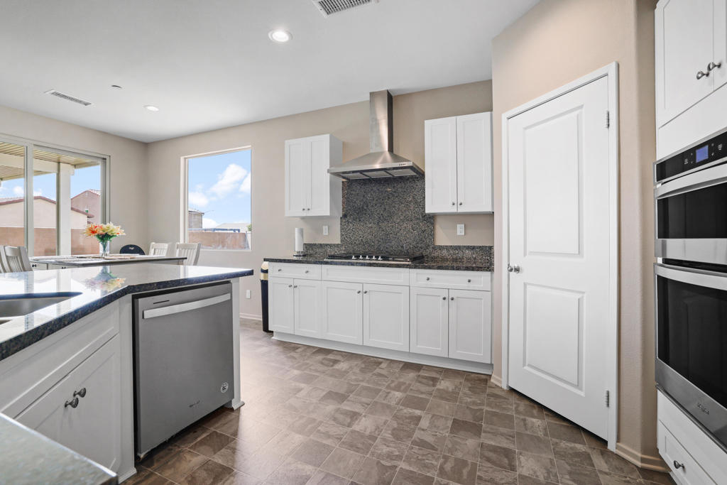 MLS #219132889DA image #7