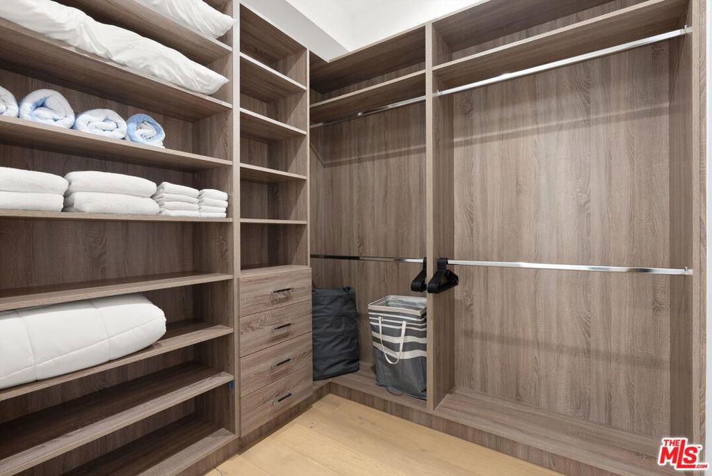 MLS #26862377 image #38