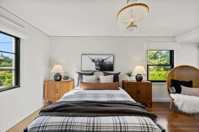 670 Edgewood Road, San Mateo CA: https://media.crmls.org/mediaz/457c5ff2-90e4-4e46-af47-4f724b1ab737.jpg