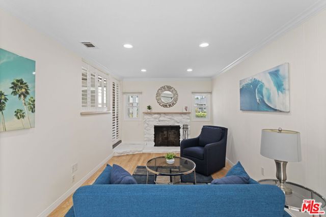2500 Armour Lane, Redondo Beach, California 90278, 3 Bedrooms Bedrooms, 0 ,2 BathroomsBathrooms,Residential,For Sale,Armour,0,26853721