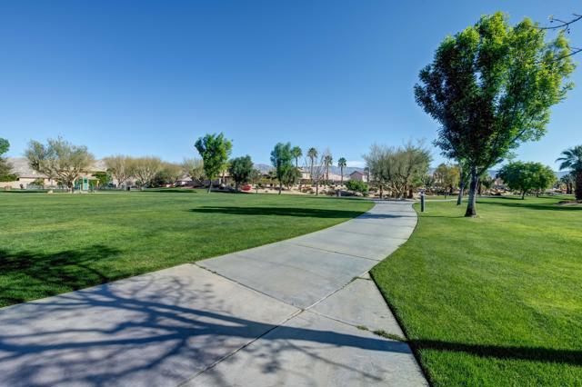 Image 41 of 44 For 40161 Padova Drive