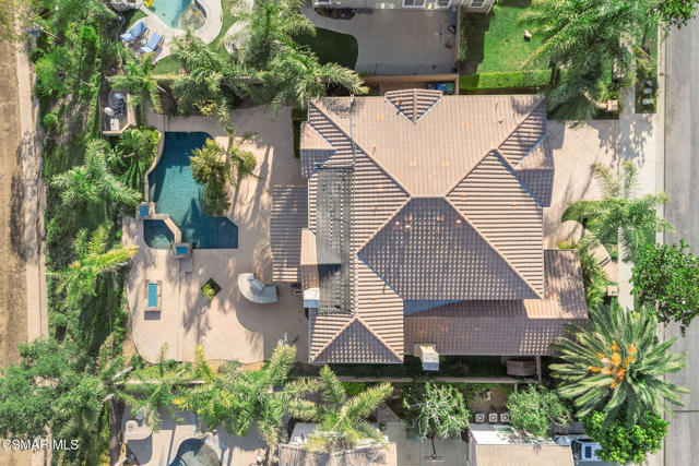 4940 Corral Street, Simi Valley CA: https://media.crmls.org/mediaz/457d1f1d-3137-448f-acb1-8cf9dfb22dea.jpg