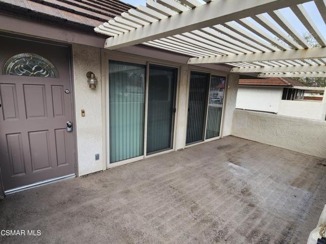 1285 Landsburn Circle, Westlake Village CA: https://media.crmls.org/mediaz/457df1a4-e4b8-4a28-a3be-e189f11f8f81.jpg