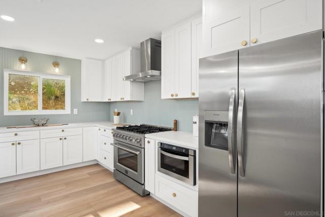 4334 Valle Dr., La Mesa CA: https://media.crmls.org/mediaz/457f51bd-24a2-49d1-9780-094eb7fab35d.jpg