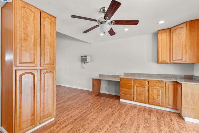 368 Helen Way, Livermore CA: https://media.crmls.org/mediaz/457f550a-fea1-44bf-94cd-fda31646539c.jpg
