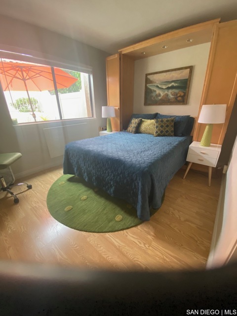 108 S Kihridge LN, Encinitas CA: https://media.crmls.org/mediaz/457f8685-26f7-473b-afe7-414f9068e068.jpg
