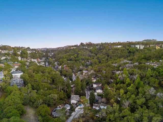 2937 San Juan Boulevard, Belmont CA: https://media.crmls.org/mediaz/45809451-2d72-4330-9e38-03dd828ecbc0.jpg