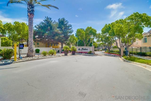 1270 El Cortez Ct, Chula Vista CA: https://media.crmls.org/mediaz/4580d401-987a-4694-b9d5-32931e50e513.jpg