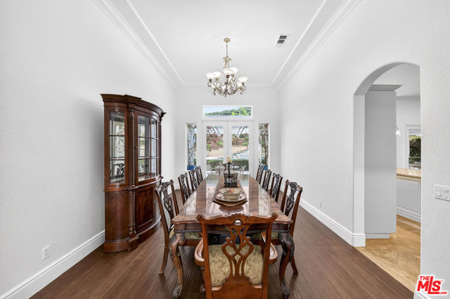 Image 9 of 28 For 1660 Alamitos Circle