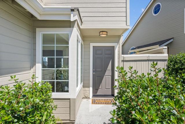 156 Treeview Drive, Daly City CA: https://media.crmls.org/mediaz/45823d71-6bb4-4ef5-a099-90d13f55cdd9.jpg