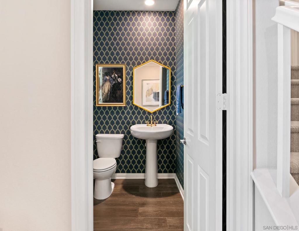 https://media.crmls.org/mediaz/4582b3ef-5924-436b-b4e9-10b07264ff19.jpg?preset=X-Large