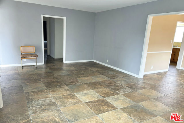 2513 Denmead Street, Lakewood CA: https://media.crmls.org/mediaz/45835877-230d-40e8-b5c5-618a4706ecab.jpg