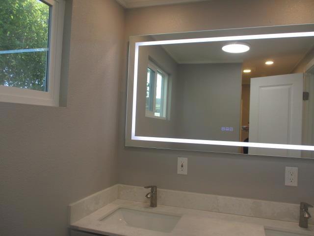 510 Saddle Brook Drive, San Jose CA: https://media.crmls.org/mediaz/4584e4ac-b0f9-4301-950d-b3177e19a8f4.jpg