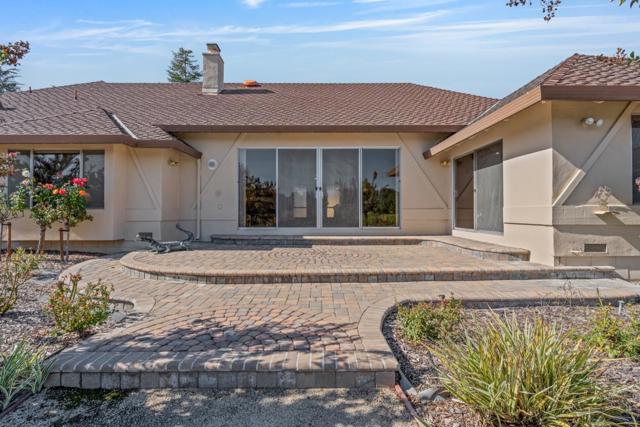 35 Rays Circle, Hollister CA: https://media.crmls.org/mediaz/458520ca-9932-4cae-b239-7693e2b9041d.jpg