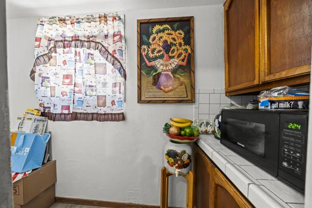 Detail Gallery Image 11 of 17 For 1506 G Ave, National City,  CA 91950 - 4 Beds | 2 Baths