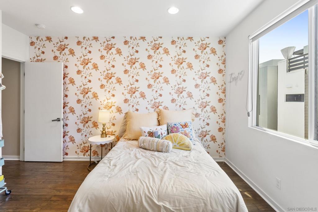 2537 State St. - photo 18