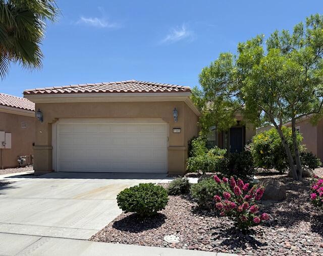 81665 Avenida Alturas, Indio CA: https://media.crmls.org/mediaz/4585ed8c-54de-4533-9961-7243ed7e20d1.jpg