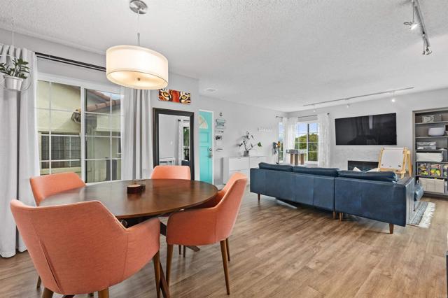 Detail Gallery Image 12 of 48 For 3580 Seahorn Cir, San Diego,  CA 92130 - 2 Beds | 2 Baths