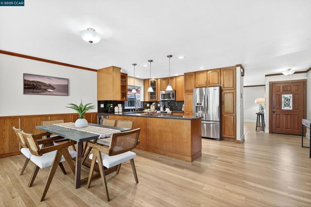 3846 Madera St, Pinole CA: https://media.crmls.org/mediaz/45864448-0bf1-41fa-b11f-096083e452ed.jpg