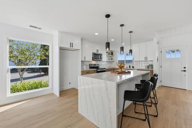 Detail Gallery Image 14 of 35 For 3621 Vista Campana S Unit 52, Oceanside,  CA 92057 - 3 Beds | 2 Baths