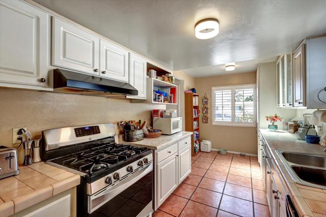 Detail Gallery Image 7 of 20 For 269 Delphinium St, Encinitas,  CA 92024 - 2 Beds | 1 Baths