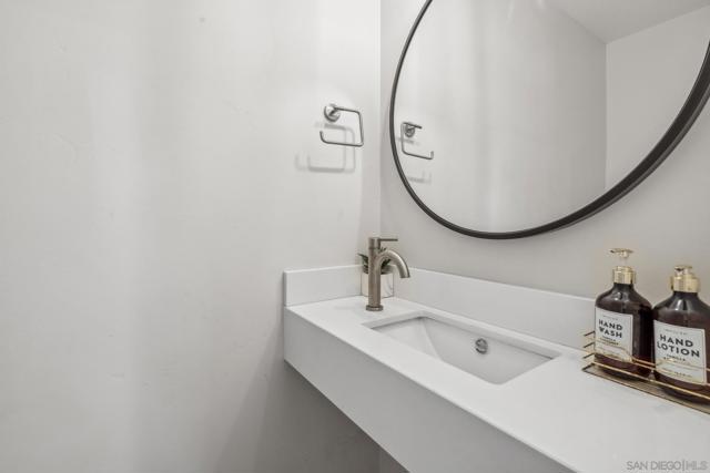 1343 Holly Ave, Imperial Beach CA: https://media.crmls.org/mediaz/45878b1e-10d0-41d6-8d4a-d0516b908ab6.jpg