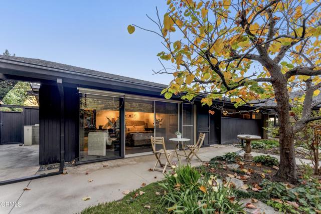 Detail Gallery Image 53 of 67 For 1345 Carnarvon Dr, Pasadena,  CA 91103 - 2 Beds | 2 Baths