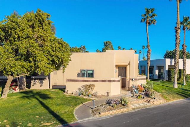 67350 W Chimayo Drive, Cathedral City CA: https://media.crmls.org/mediaz/458830ae-f37e-4a88-a6cf-bf4f92e4abbb.jpg