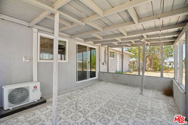 6959 Juniper Avenue,  CA: https://media.crmls.org/mediaz/45885b7c-9dd3-400f-becd-626867900ef3.jpg