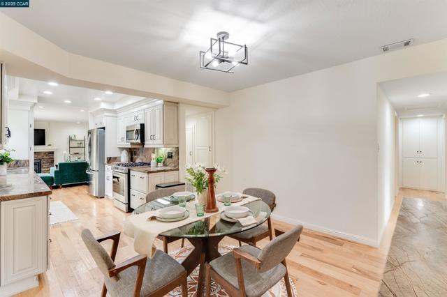 438 Odin Dr, Pleasant Hill CA: https://media.crmls.org/mediaz/4588baba-3d4a-45ce-bb47-f09aa7f17047.jpg