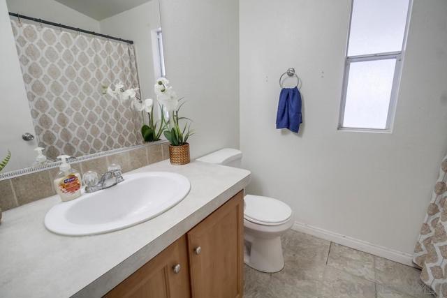 3505 Alpine Blvd, Alpine CA: https://media.crmls.org/mediaz/458a7739-b387-4d5e-9ba9-27fcbef6a0c5.jpg