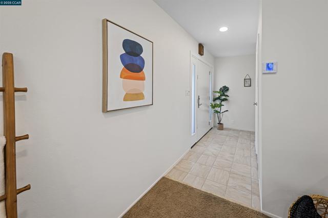 30450 Oakmont Way, Hayward CA: https://media.crmls.org/mediaz/458ac828-4b0d-43f2-b300-2fcf790f371a.jpg
