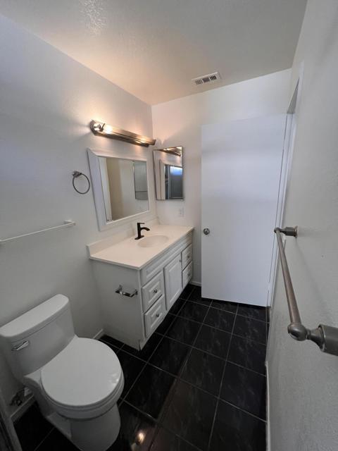 32550 Shifting Sands Trail, Cathedral City CA: https://media.crmls.org/mediaz/458beec8-32c9-4423-bb18-45e4c90c3887.jpg